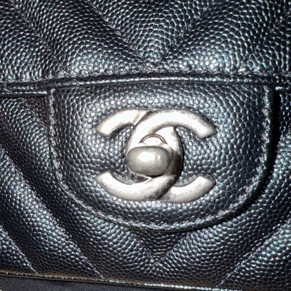 Chanel mini Rectangular in Caviar Chevron 17b iridescent - Picture 11 of 16